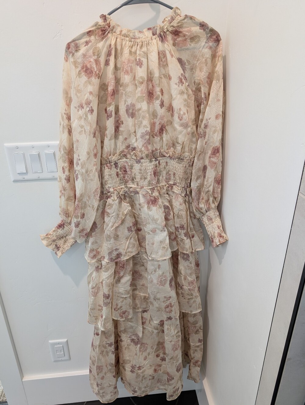 Bohme Floral Tiered Long-Sleeve Midi Dress - Cream with Pink Rose Print